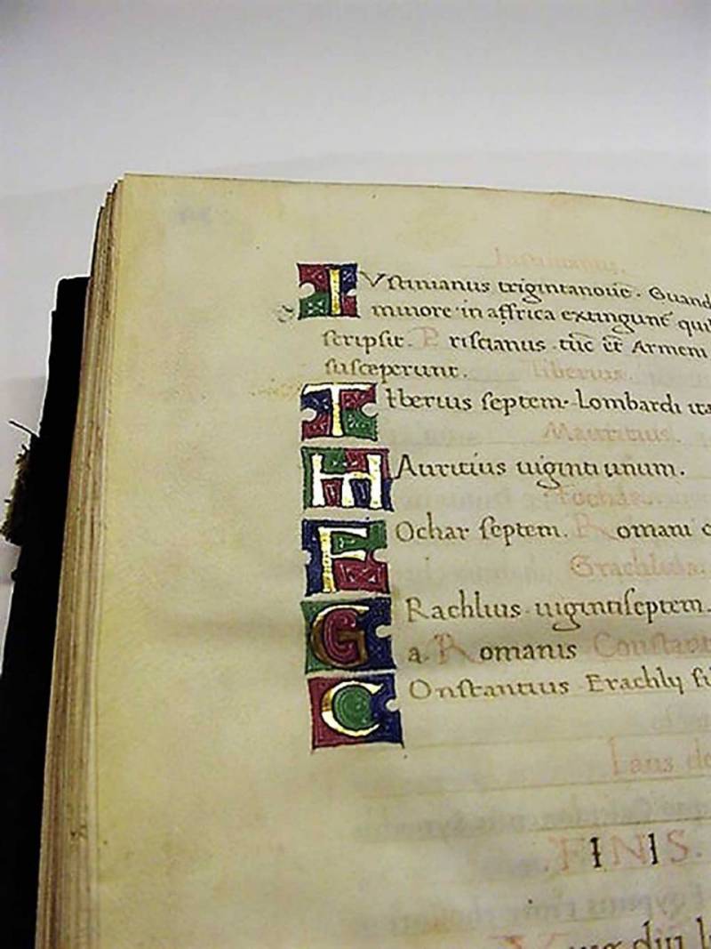restauro-volumi-codici-membranacei-teresiana914-1024x1365durante02
