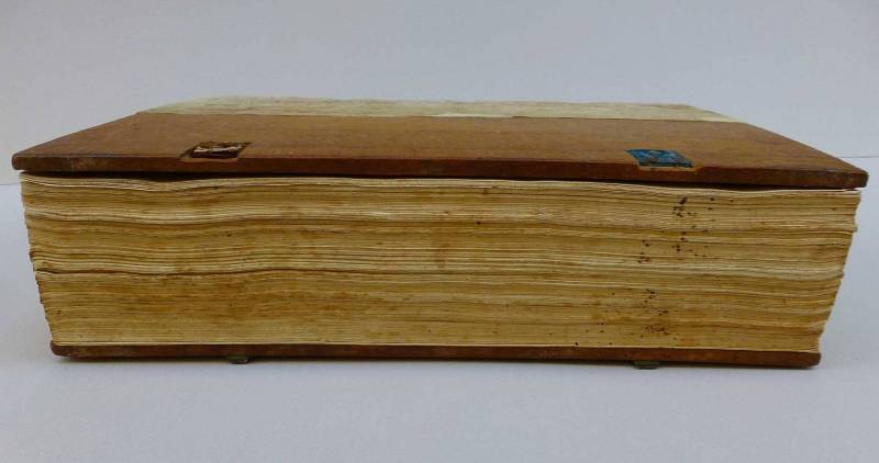 restauro-volumi-incunaboli-xv-inc691-1024x1943-dopo04